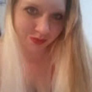 Meet your Posher, Danielle & timothy